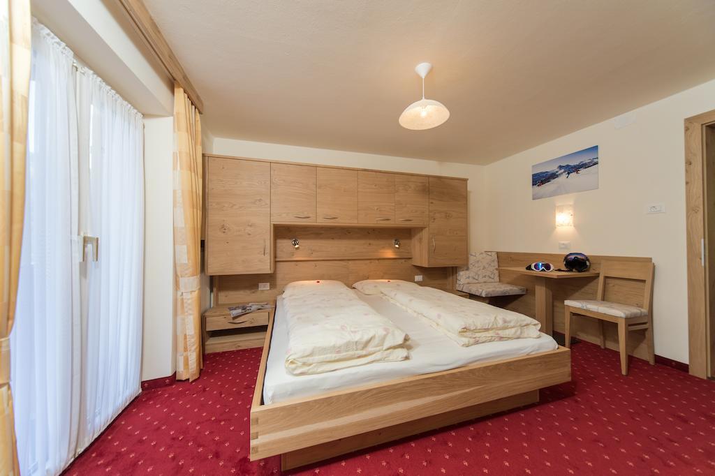 Kedul Lodge Santa Cristina Val Gardena Zimmer foto
